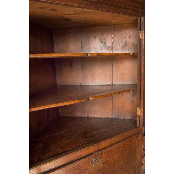 Full corner cupboard oak, 18th century Open Drawers