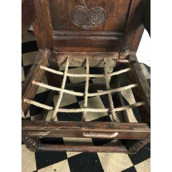 Antique Wainscot chair, English 17th century View of Rope Seat
