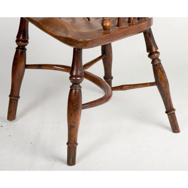 Antique Windsor chair Closeup Legs