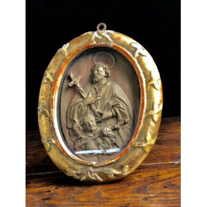 Antique Framed boxwood carving of Saint Rich, 18th century Front Cross